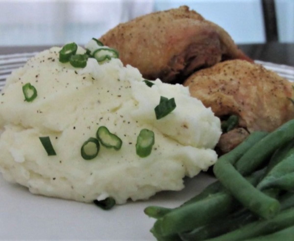 Mashed Potatoes With Creme Fraiche and Chives_image